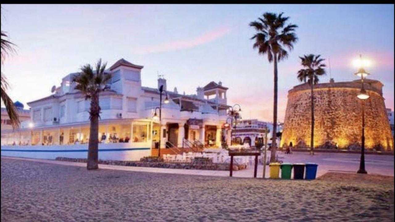 Mi Capricho 170 Beachfront Apartment Sitio de Calahonda Екстериор снимка