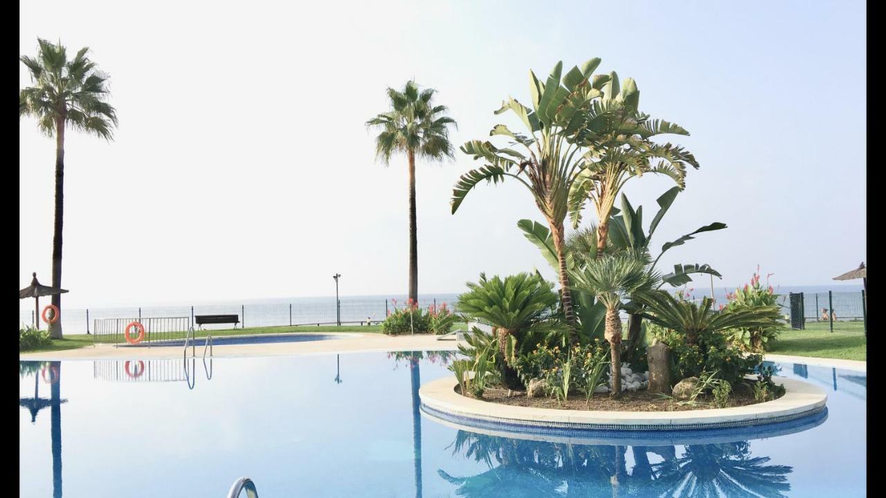 Mi Capricho 170 Beachfront Apartment Sitio de Calahonda Екстериор снимка