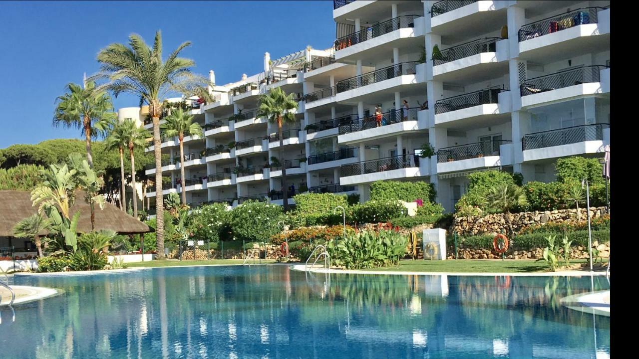 Mi Capricho 170 Beachfront Apartment Sitio de Calahonda Екстериор снимка